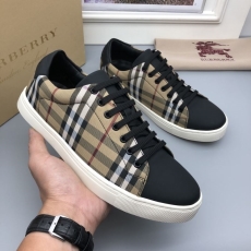 Burberry Low Shoes